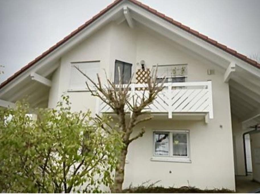 Pronájem bytu 2+kk 70 m², Balingen, Bádensko-Württembersko Pronájem bytu 2+kk 70 m², Balingen, Bádensko-Württembersko