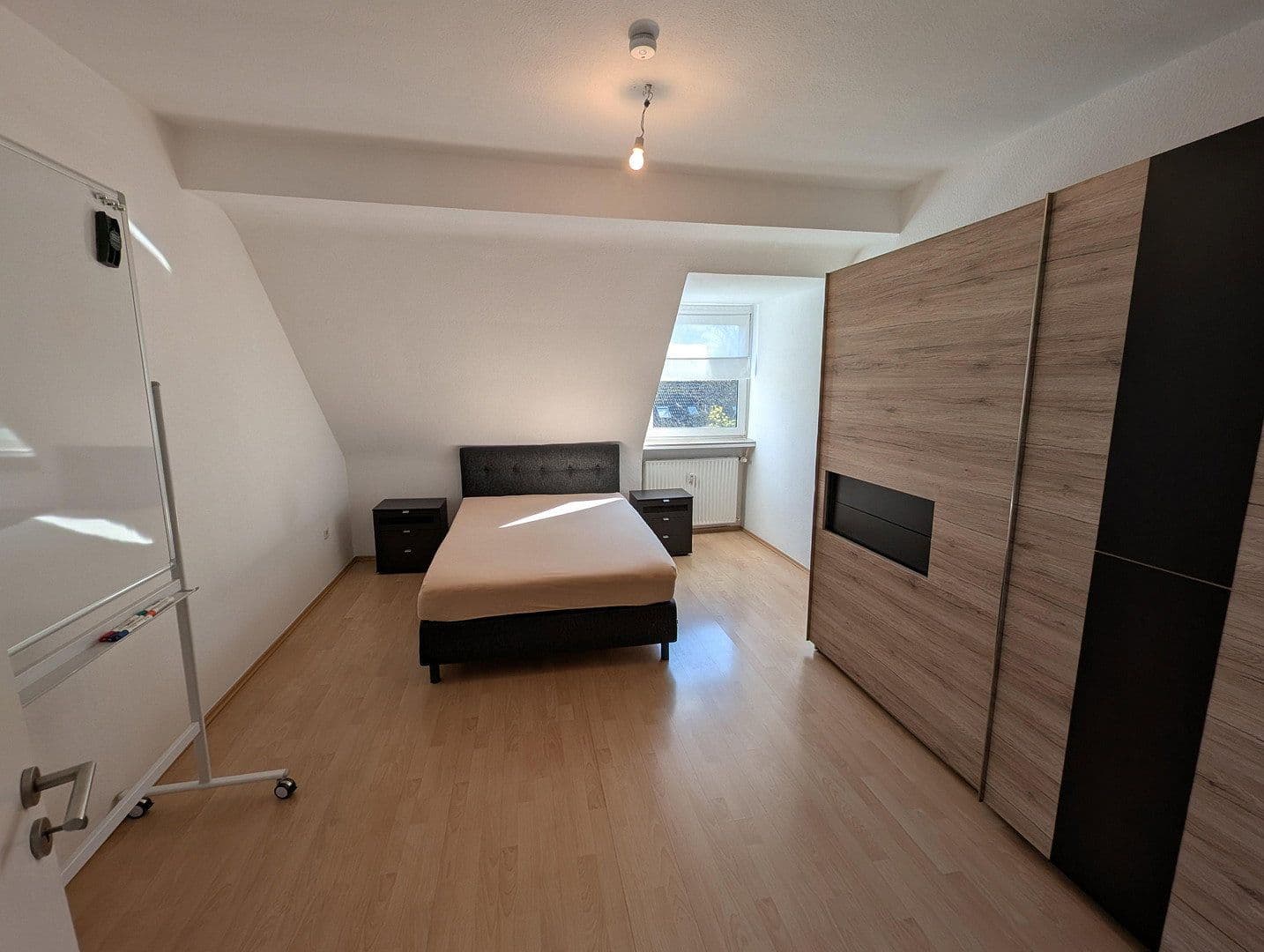 Pronájem bytu 3+1 63 m², Hüttmannstr. 42-44, Essen, Severní Porýní-Vestfálsko Pronájem bytu 3+1 63 m², Hüttmannstr. 42-44, Essen, Severní Porýní-Vestfálsko