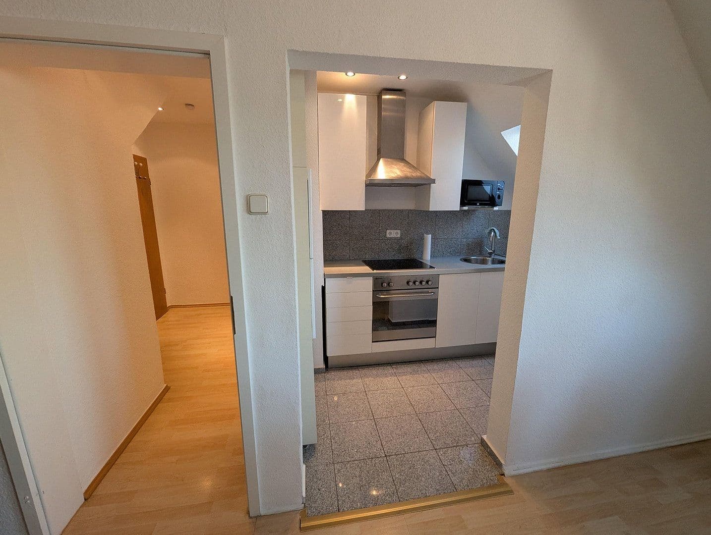 Pronájem bytu 3+1 63 m², Hüttmannstr. 42-44, Essen, Severní Porýní-Vestfálsko Pronájem bytu 3+1 63 m², Hüttmannstr. 42-44, Essen, Severní Porýní-Vestfálsko