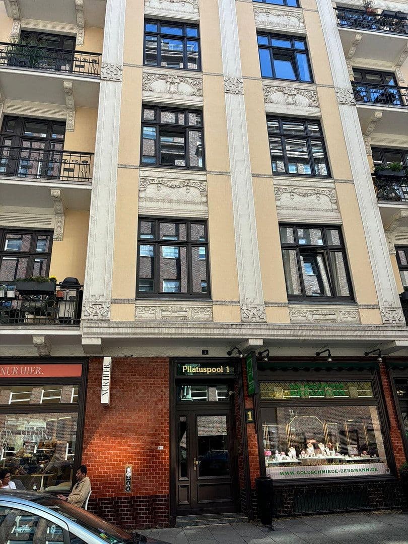 Prodej bytu 3+1 78 m², Pilatuspool 1, Hamburg, Hamburg Prodej bytu 3+1 78 m², Pilatuspool 1, Hamburg, Hamburg