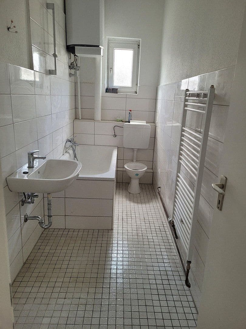 Pronájem bytu 4+1 109 m², Hans-Thoma Str. 5, Karlsruhe, Bádensko-Württembersko Pronájem bytu 4+1 109 m², Hans-Thoma Str. 5, Karlsruhe, Bádensko-Württembersko