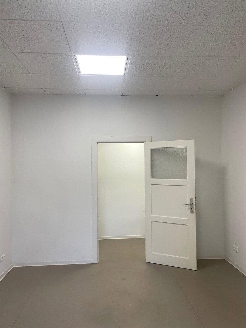 Pronájem kanceláře 17 m², Berlin, Berlín Pronájem kanceláře 17 m², Berlin, Berlín