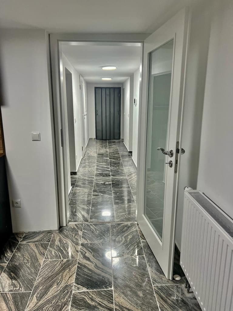 Pronájem bytu 3+1 90 m², Neufahrn, Bavorsko Pronájem bytu 3+1 90 m², Neufahrn, Bavorsko