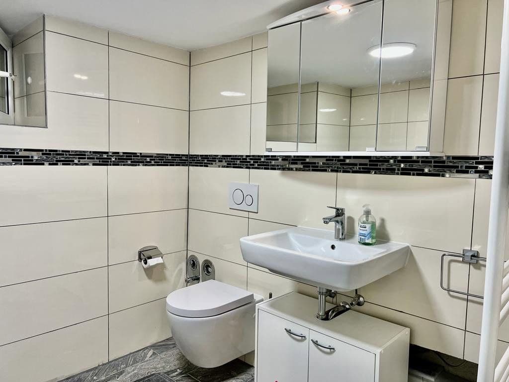 Pronájem bytu 3+1 90 m², Neufahrn, Bavorsko Pronájem bytu 3+1 90 m², Neufahrn, Bavorsko