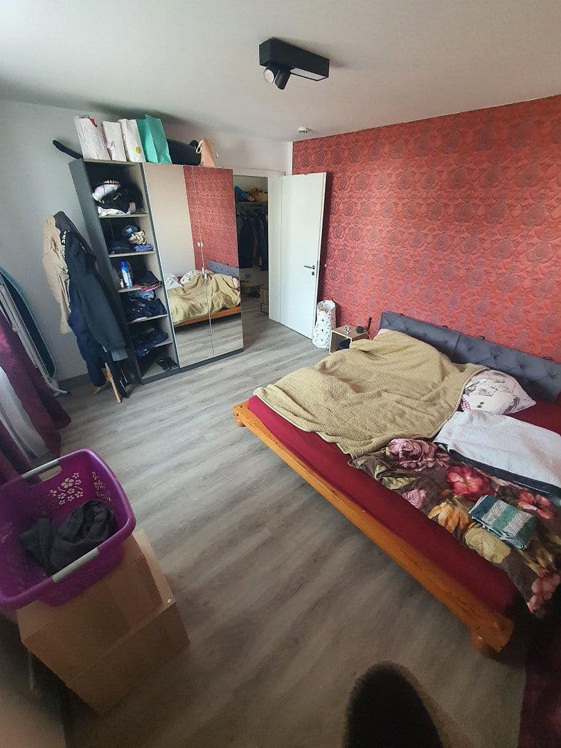 Pronájem bytu 3+1 87 m², Schrobenhausener Str. 32, Ingolstadt, Bavorsko Pronájem bytu 3+1 87 m², Schrobenhausener Str. 32, Ingolstadt, Bavorsko