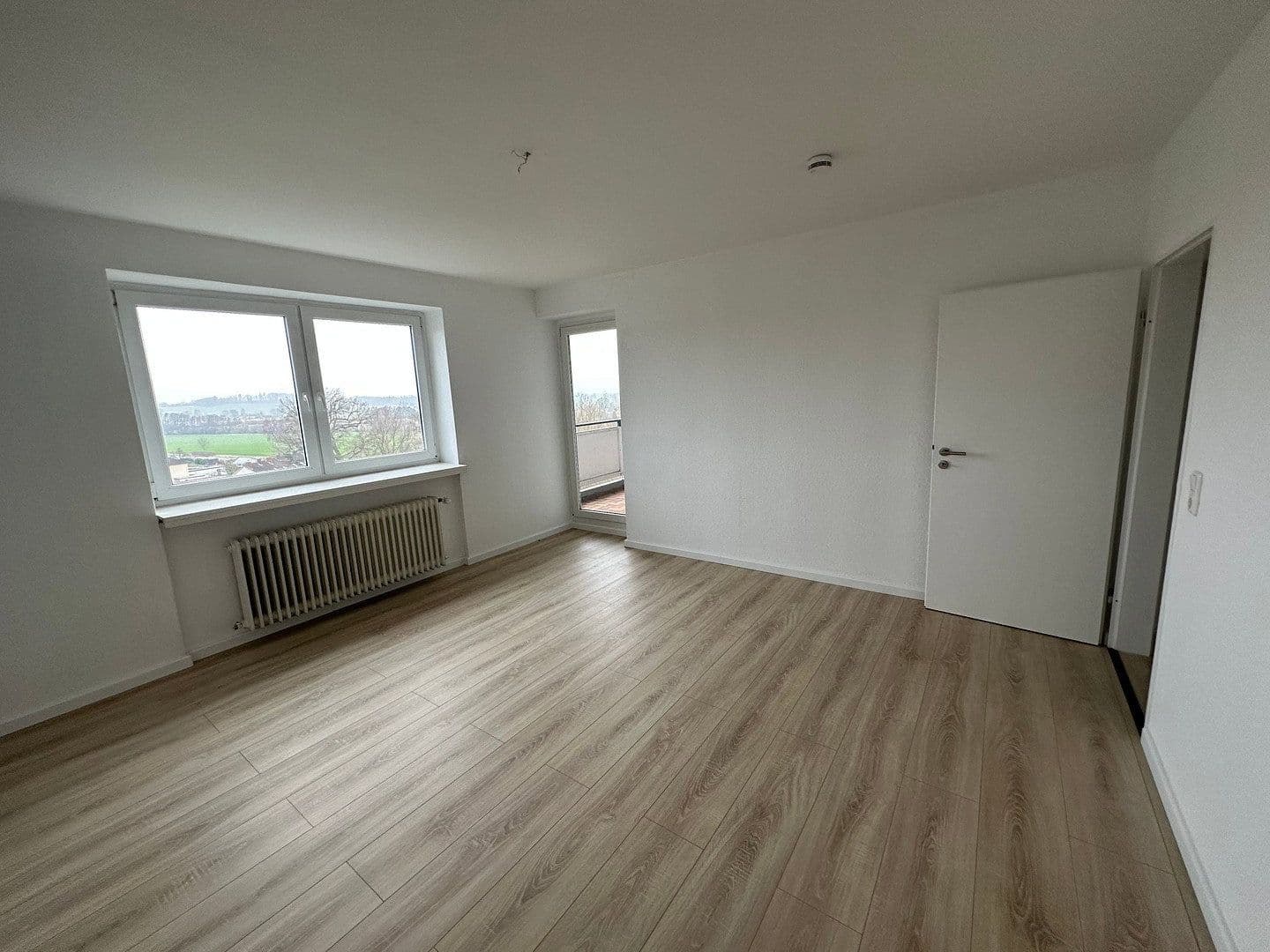 Pronájem bytu 3+1 79 m², Biesterbergweg 9, Lemgo, Severní Porýní-Vestfálsko Pronájem bytu 3+1 79 m², Biesterbergweg 9, Lemgo, Severní Porýní-Vestfálsko