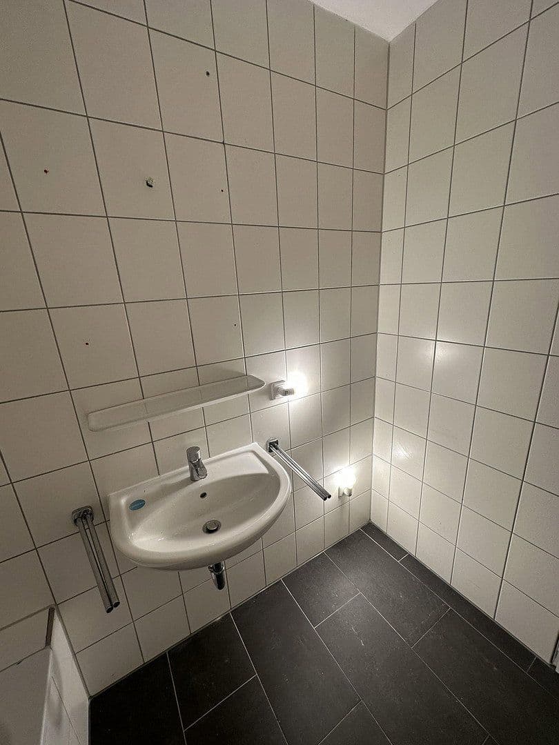 Pronájem bytu 3+1 79 m², Biesterbergweg 9, Lemgo, Severní Porýní-Vestfálsko Pronájem bytu 3+1 79 m², Biesterbergweg 9, Lemgo, Severní Porýní-Vestfálsko