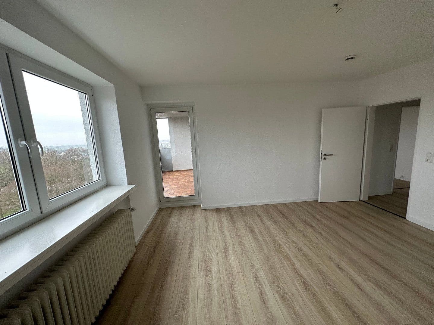 Pronájem bytu 3+1 79 m², Biesterbergweg 9, Lemgo, Severní Porýní-Vestfálsko Pronájem bytu 3+1 79 m², Biesterbergweg 9, Lemgo, Severní Porýní-Vestfálsko