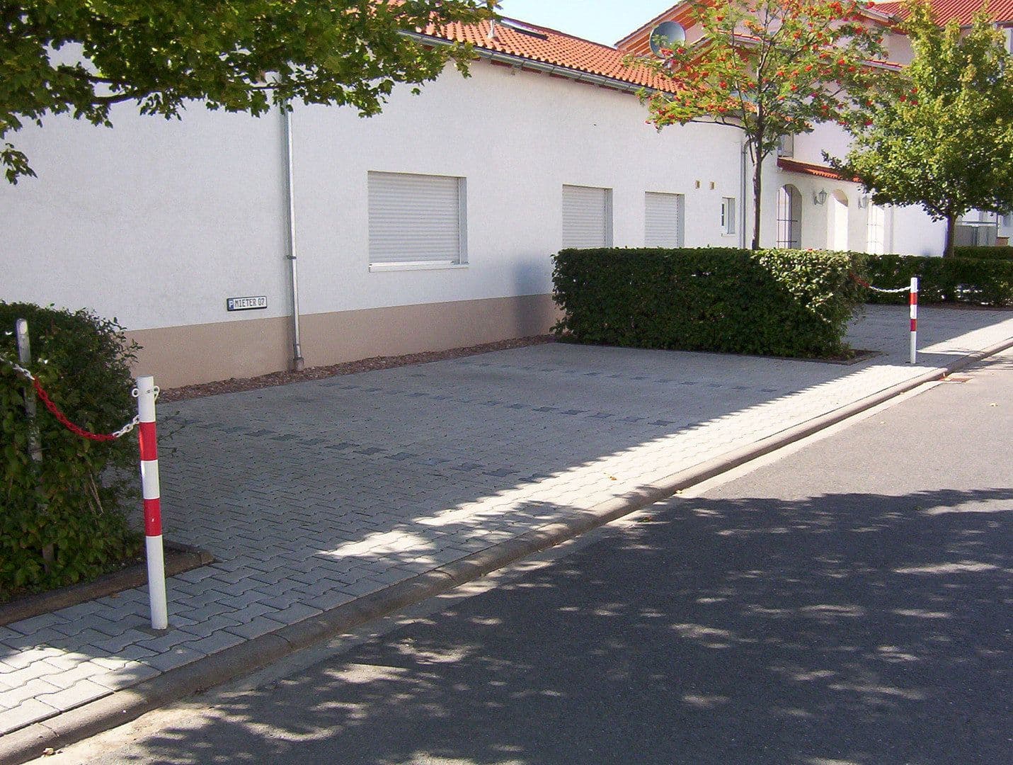 Pronájem bytu 3+1 90 m², Bahnhofstraße 47d, Groß-Bieberau, Hessen Pronájem bytu 3+1 90 m², Bahnhofstraße 47d, Groß-Bieberau, Hessen