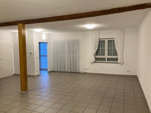Pronájem bytu 3+1 90 m², Bahnhofstraße 47, Groß-Bieberau, Hessen Pronájem bytu 3+1 90 m², Bahnhofstraße 47, Groß-Bieberau, Hessen