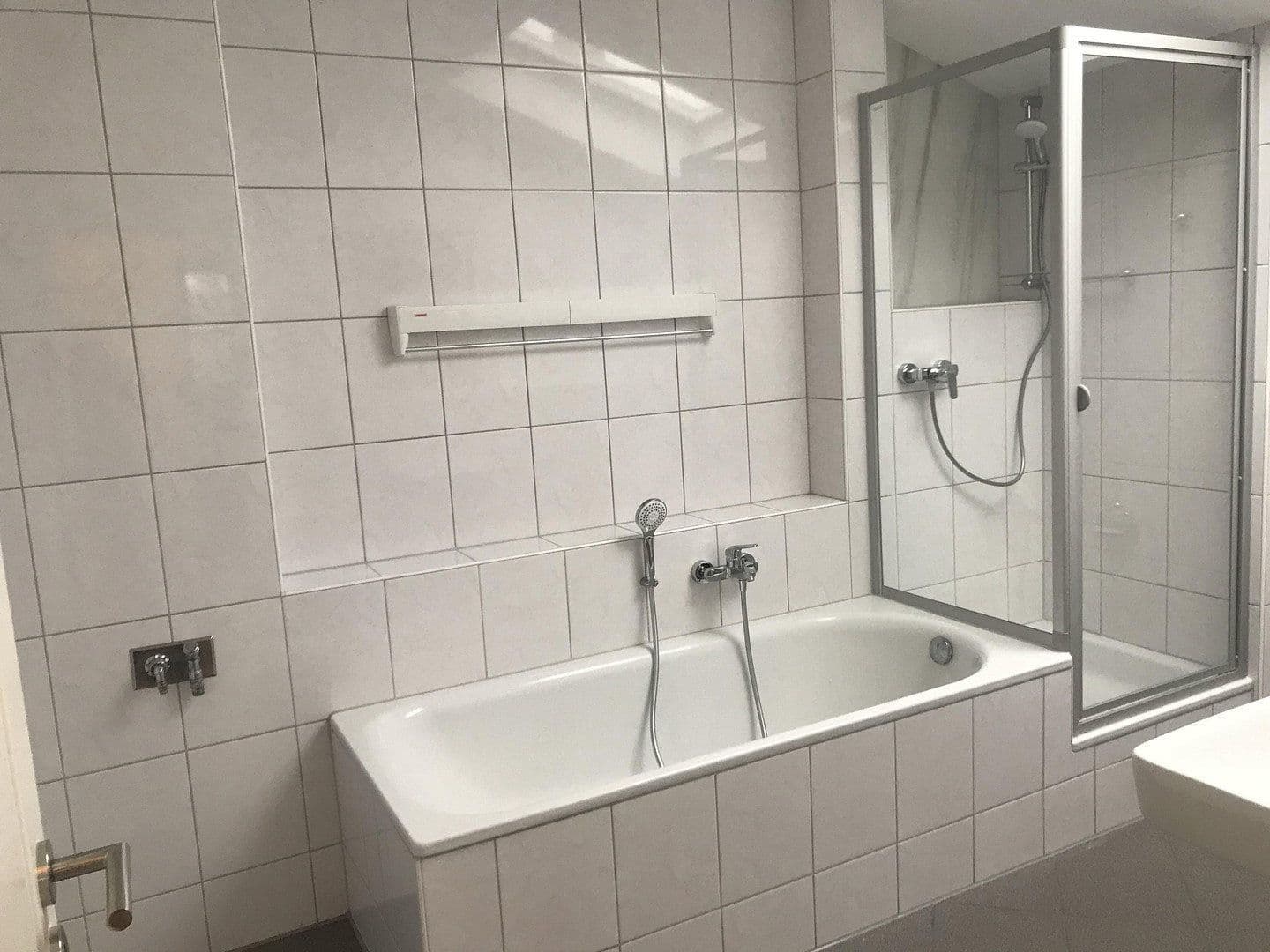 Pronájem bytu 3+1 90 m², Bahnhofstraße 47d, Groß-Bieberau, Hessen Pronájem bytu 3+1 90 m², Bahnhofstraße 47d, Groß-Bieberau, Hessen