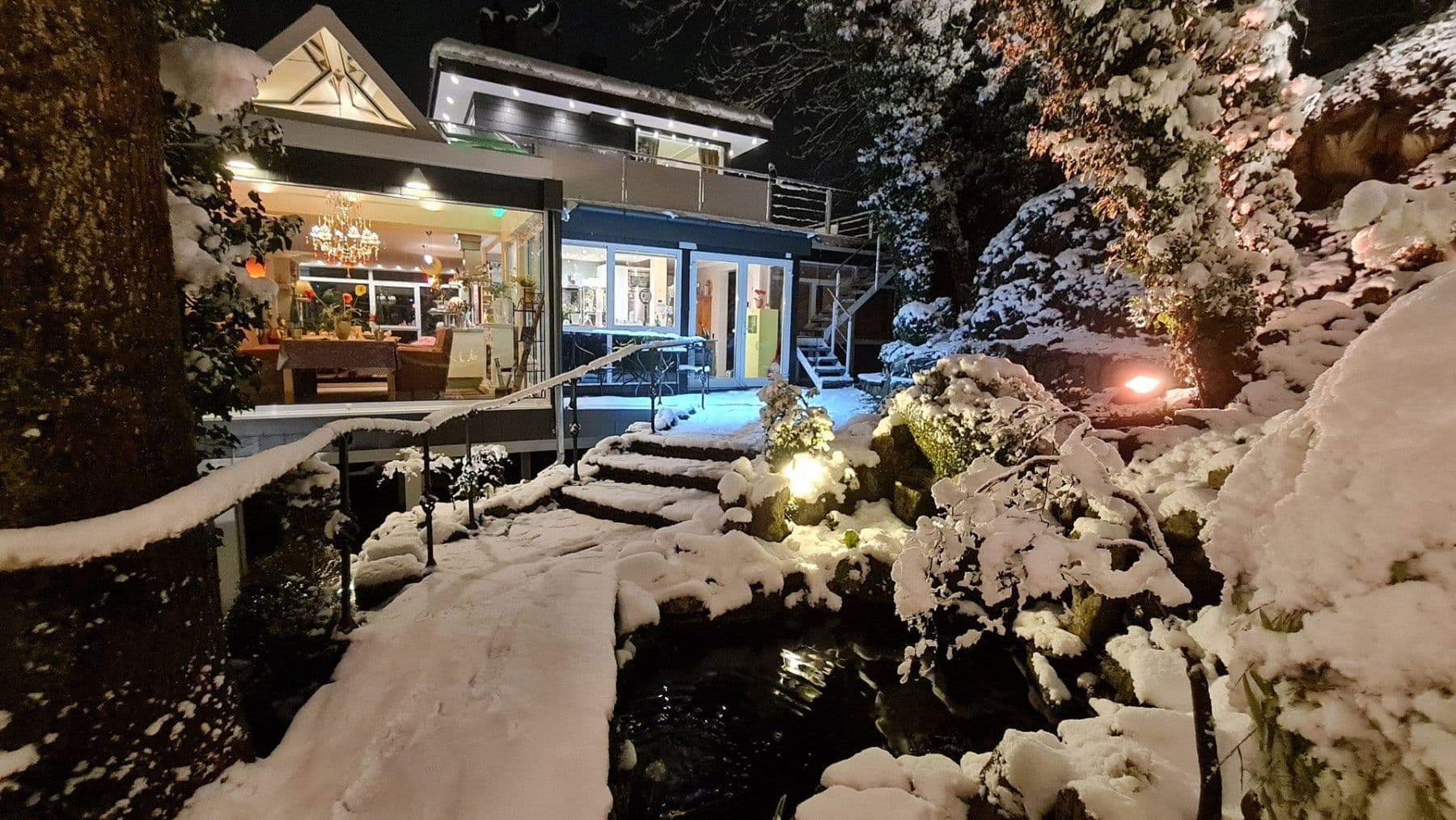 Prodej domu 206 m², pozemek 1.227 m², Westerburg, Porýní-Falc Prodej domu 206 m², pozemek 1.227 m², Westerburg, Porýní-Falc