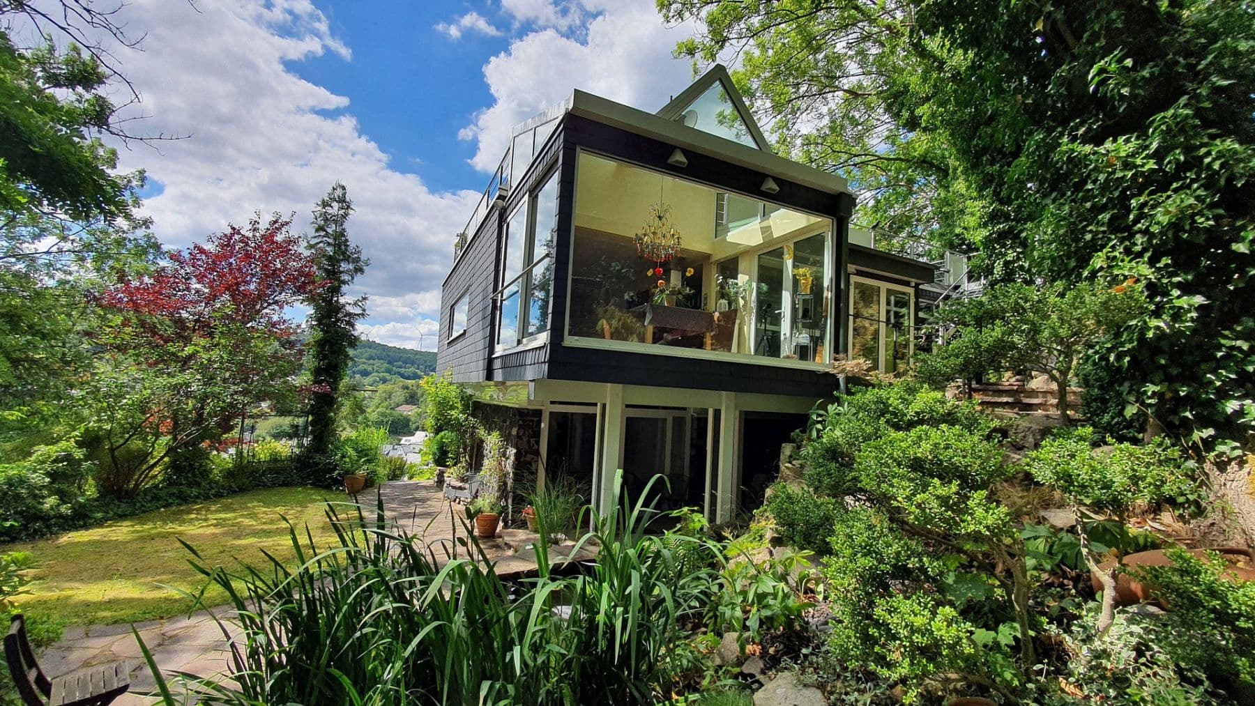 Prodej domu 206 m², pozemek 1.227 m², Westerburg, Porýní-Falc Prodej domu 206 m², pozemek 1.227 m², Westerburg, Porýní-Falc