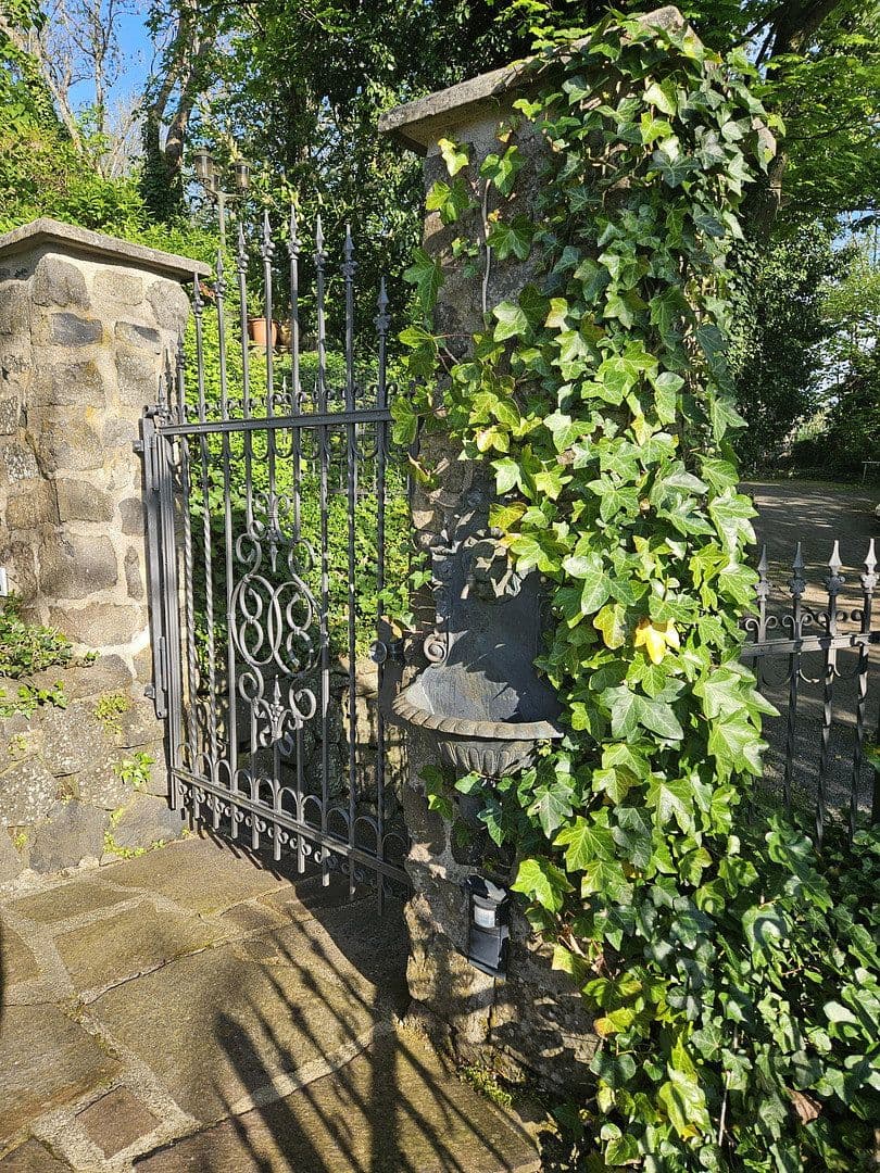 Prodej domu 206 m², pozemek 1.227 m², Westerburg, Porýní-Falc Prodej domu 206 m², pozemek 1.227 m², Westerburg, Porýní-Falc