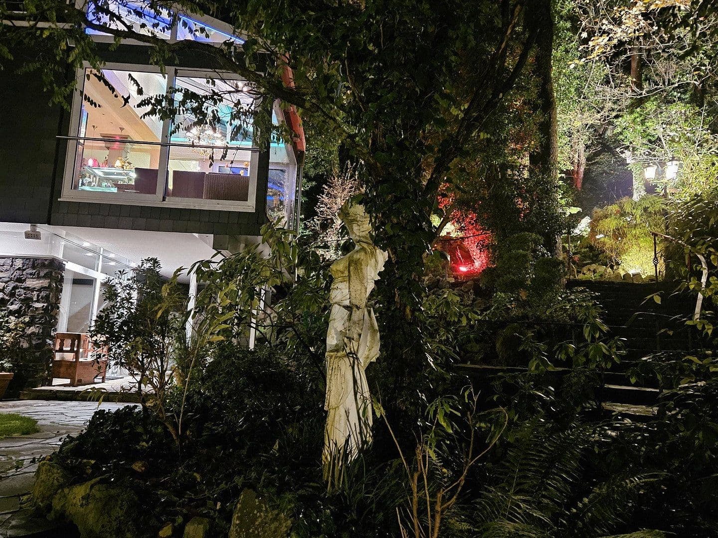 Prodej domu 206 m², pozemek 1.227 m², Westerburg, Porýní-Falc Prodej domu 206 m², pozemek 1.227 m², Westerburg, Porýní-Falc