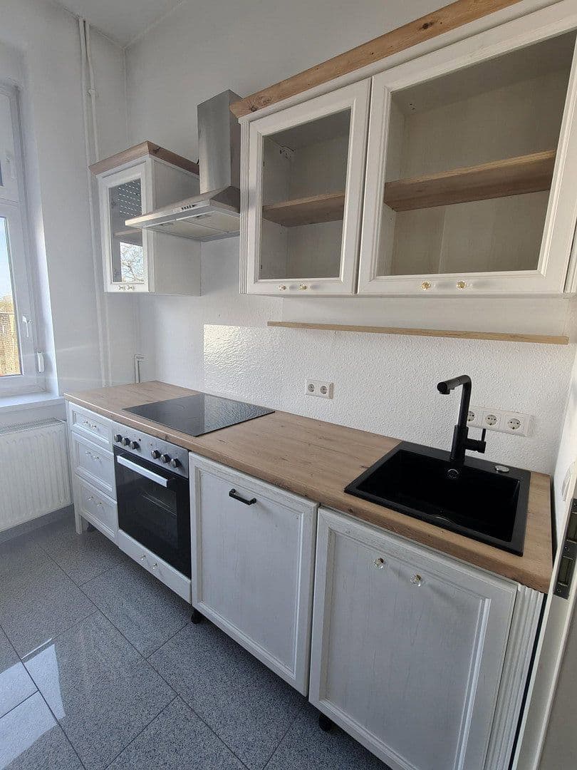 Pronájem bytu 2+1 73 m², Lindenstraße 32, Velten, Braniborsko Pronájem bytu 2+1 73 m², Lindenstraße 32, Velten, Braniborsko