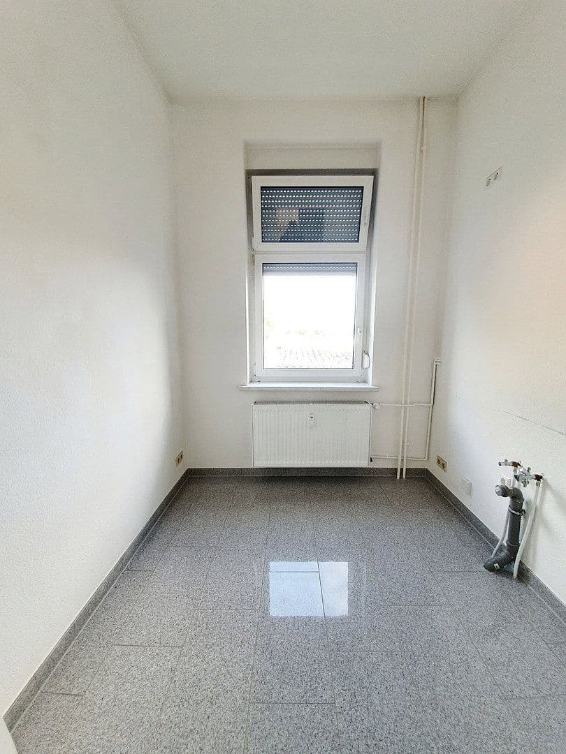 Pronájem bytu 2+1 73 m², Lindenstraße 32, Velten, Braniborsko Pronájem bytu 2+1 73 m², Lindenstraße 32, Velten, Braniborsko