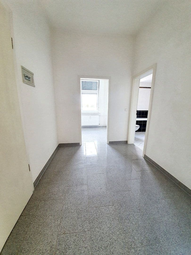 Pronájem bytu 2+1 73 m², Lindenstraße 32, Velten, Braniborsko Pronájem bytu 2+1 73 m², Lindenstraße 32, Velten, Braniborsko