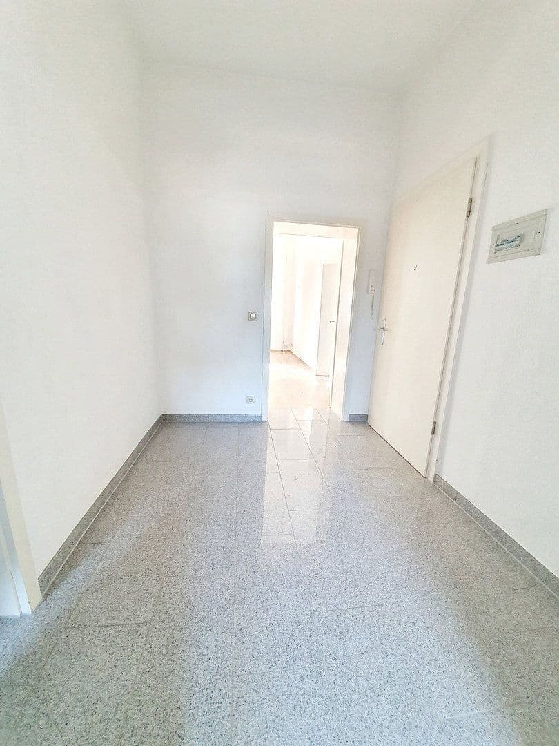 Pronájem bytu 2+1 73 m², Lindenstraße 32, Velten, Braniborsko Pronájem bytu 2+1 73 m², Lindenstraße 32, Velten, Braniborsko