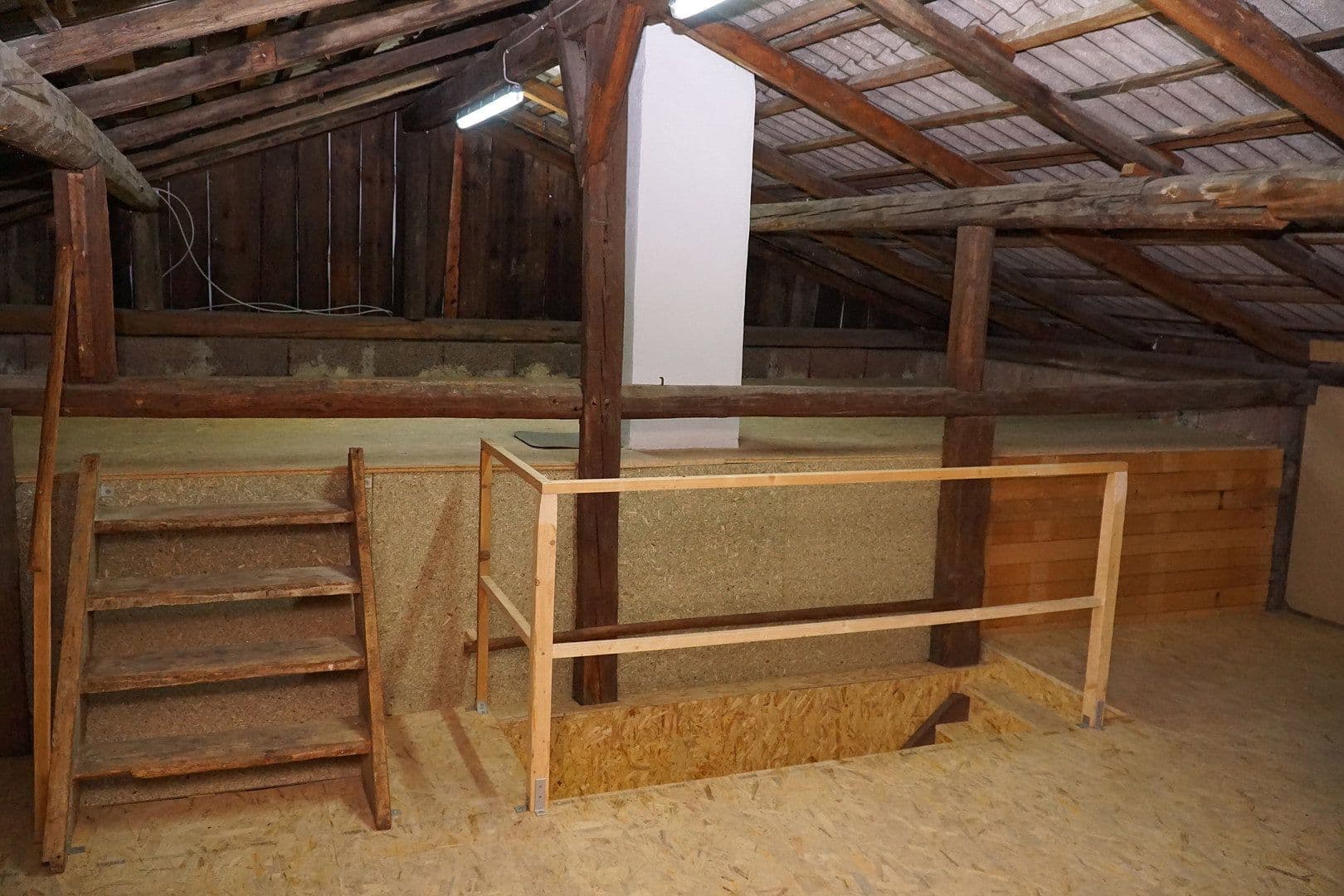 Prodej domu 129 m², pozemek 100 m², Oberanger 19, Eichendorf, Bavorsko Prodej domu 129 m², pozemek 100 m², Oberanger 19, Eichendorf, Bavorsko