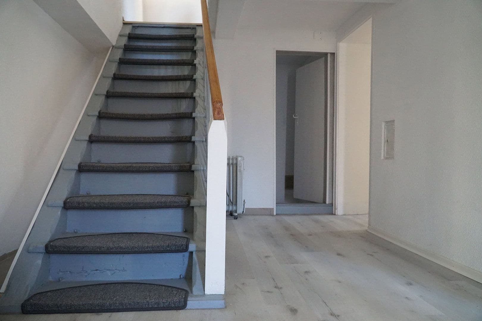 Prodej domu 129 m², pozemek 100 m², Oberanger 19, Eichendorf, Bavorsko Prodej domu 129 m², pozemek 100 m², Oberanger 19, Eichendorf, Bavorsko