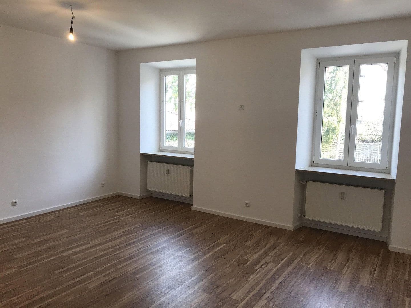 Pronájem kanceláře 145 m², Bahnhofstraße 21, Penzberg, Bavorsko Pronájem kanceláře 145 m², Bahnhofstraße 21, Penzberg, Bavorsko