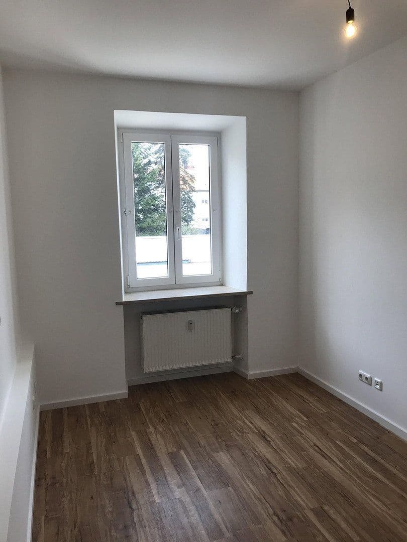 Pronájem kanceláře 145 m², Bahnhofstraße 21, Penzberg, Bavorsko Pronájem kanceláře 145 m², Bahnhofstraße 21, Penzberg, Bavorsko