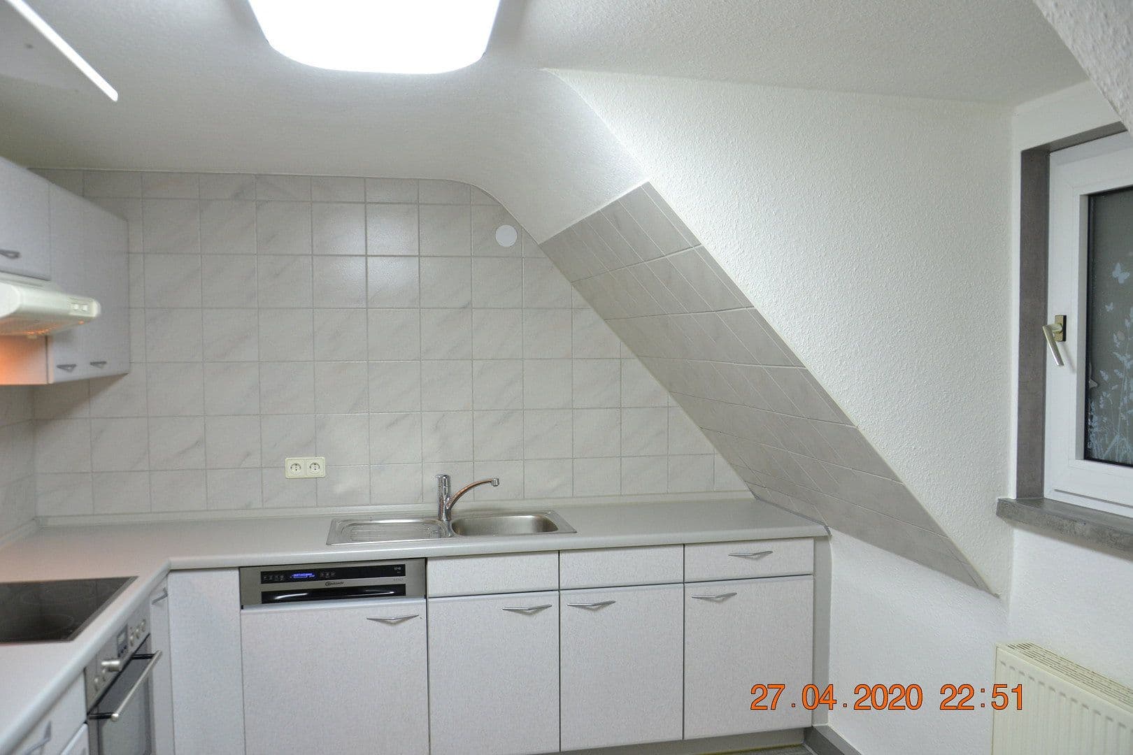 Pronájem bytu 2+1 50 m², Heilbronn, Bádensko-Württembersko Pronájem bytu 2+1 50 m², Heilbronn, Bádensko-Württembersko