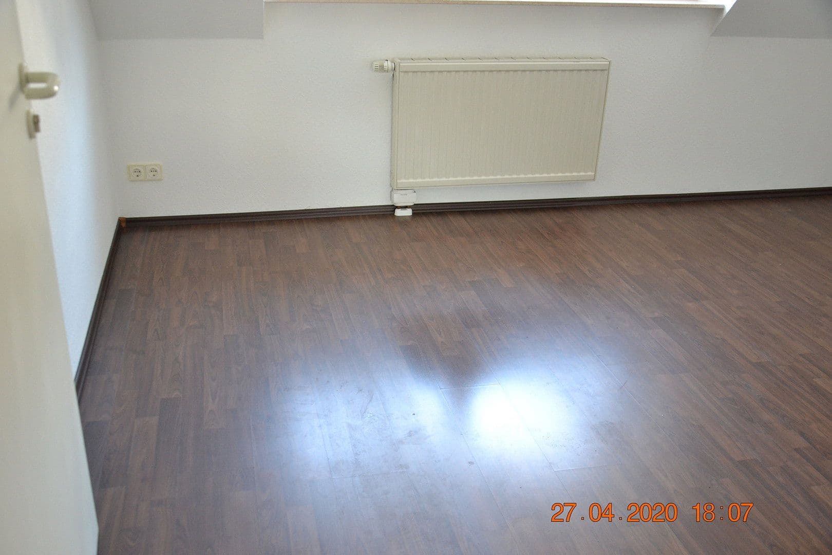 Pronájem bytu 2+1 50 m², Heilbronn, Bádensko-Württembersko Pronájem bytu 2+1 50 m², Heilbronn, Bádensko-Württembersko