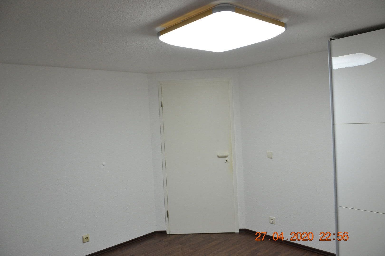 Pronájem bytu 2+1 50 m², Heilbronn, Bádensko-Württembersko Pronájem bytu 2+1 50 m², Heilbronn, Bádensko-Württembersko