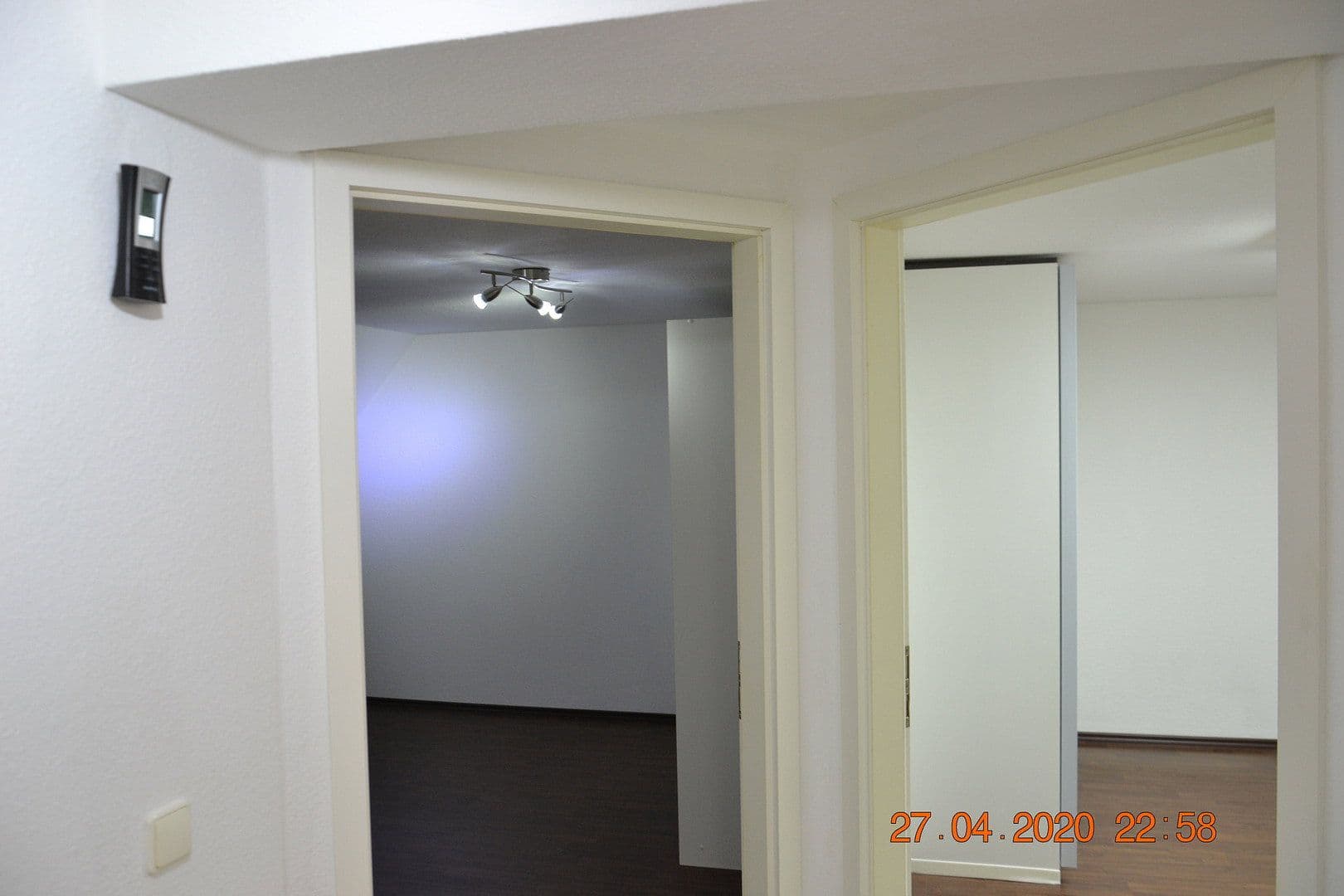 Pronájem bytu 2+1 50 m², Heilbronn, Bádensko-Württembersko Pronájem bytu 2+1 50 m², Heilbronn, Bádensko-Württembersko