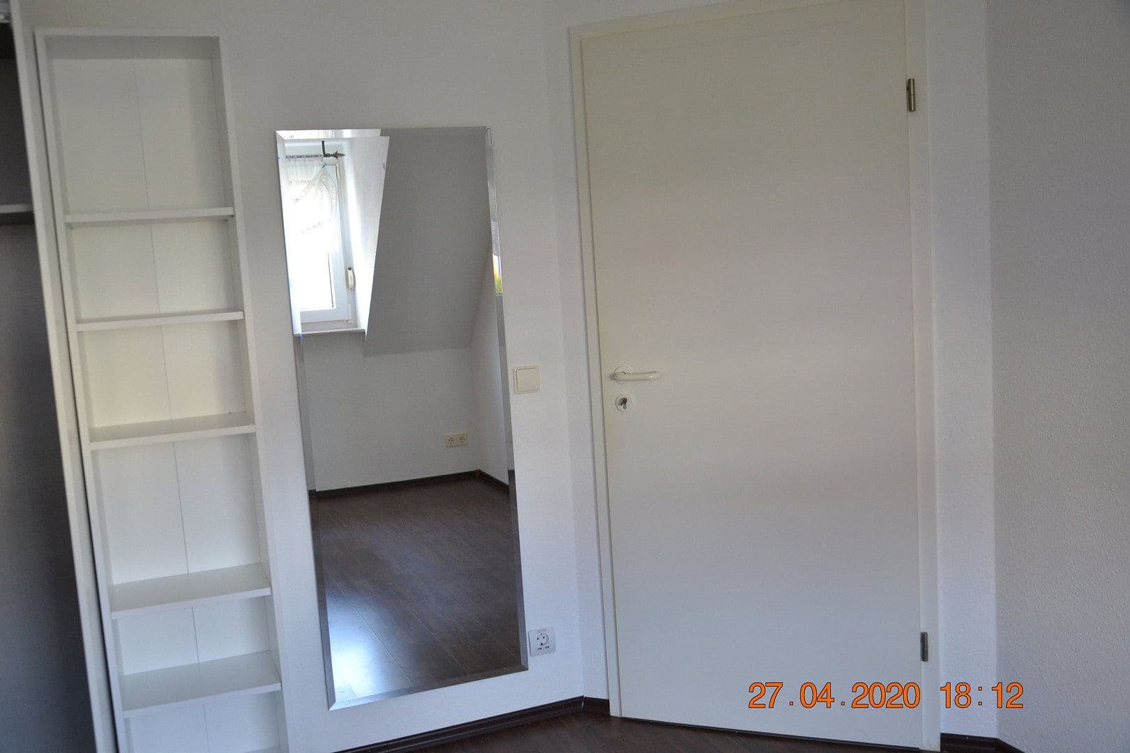 Pronájem bytu 2+1 50 m², Heilbronn, Bádensko-Württembersko Pronájem bytu 2+1 50 m², Heilbronn, Bádensko-Württembersko