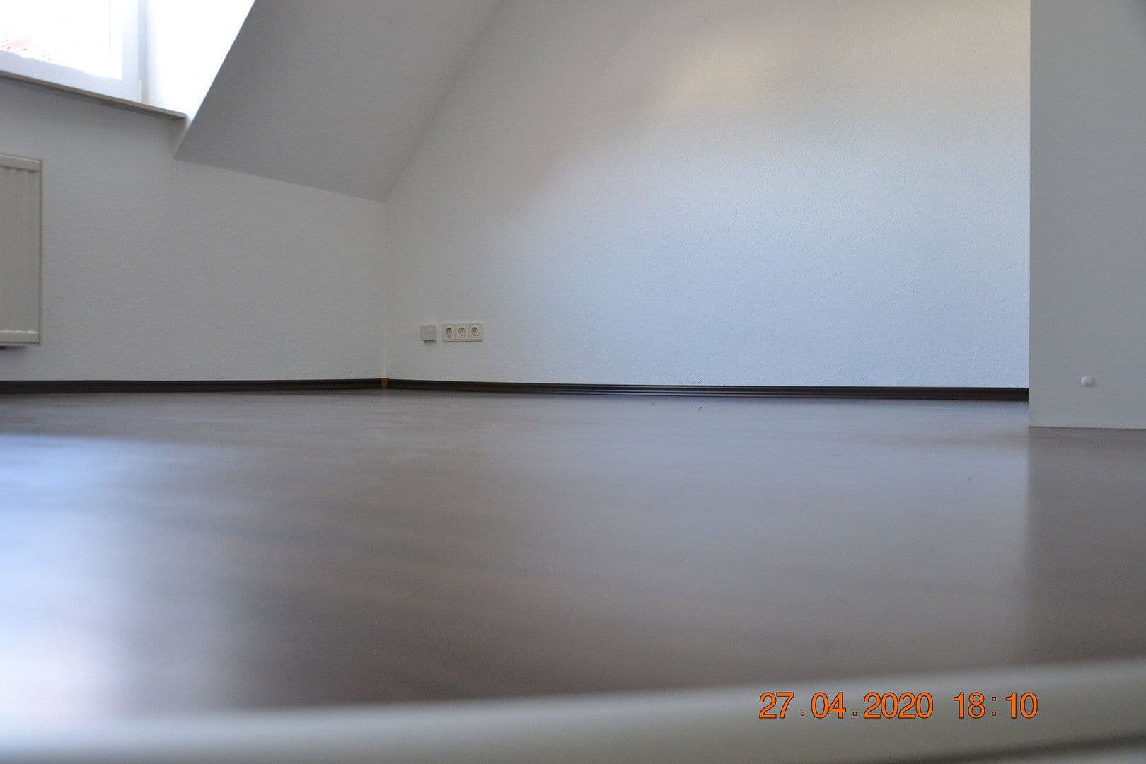 Pronájem bytu 2+1 50 m², Heilbronn, Bádensko-Württembersko Pronájem bytu 2+1 50 m², Heilbronn, Bádensko-Württembersko