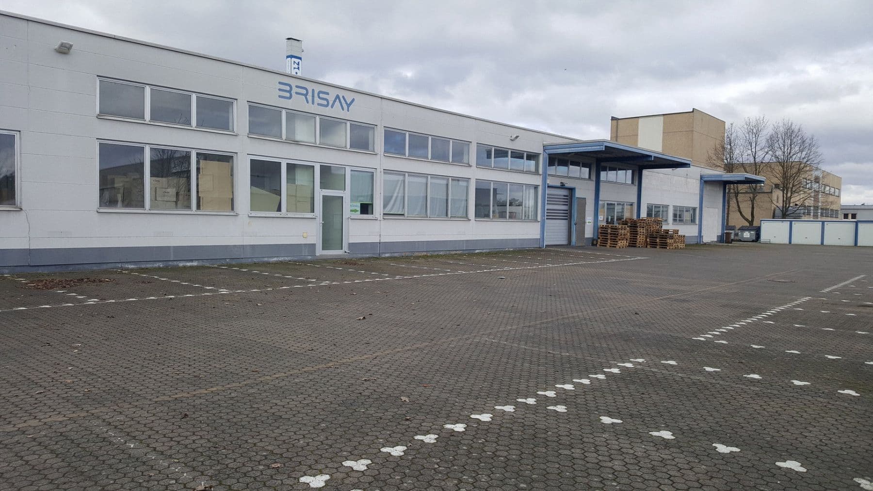 Pronájem nebytového prostoru 1.999 m², Mittelweg 4, Großostheim, Bavorsko Pronájem nebytového prostoru 1.999 m², Mittelweg 4, Großostheim, Bavorsko