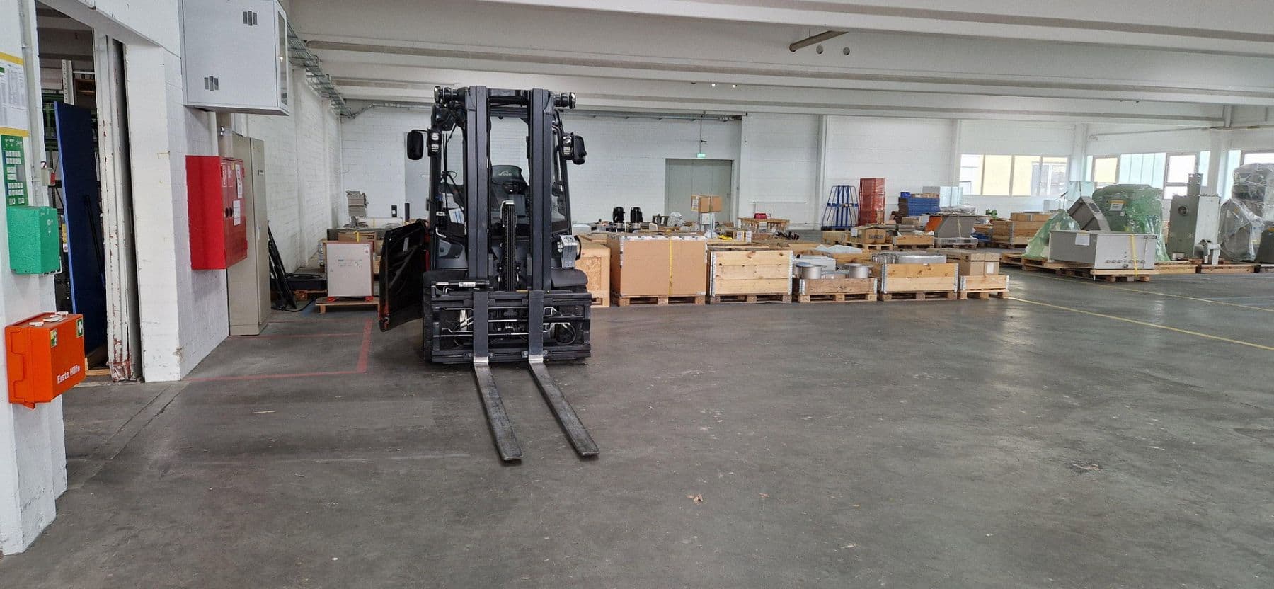 Pronájem nebytového prostoru 1.999 m², Mittelweg 4, Großostheim, Bavorsko Pronájem nebytového prostoru 1.999 m², Mittelweg 4, Großostheim, Bavorsko