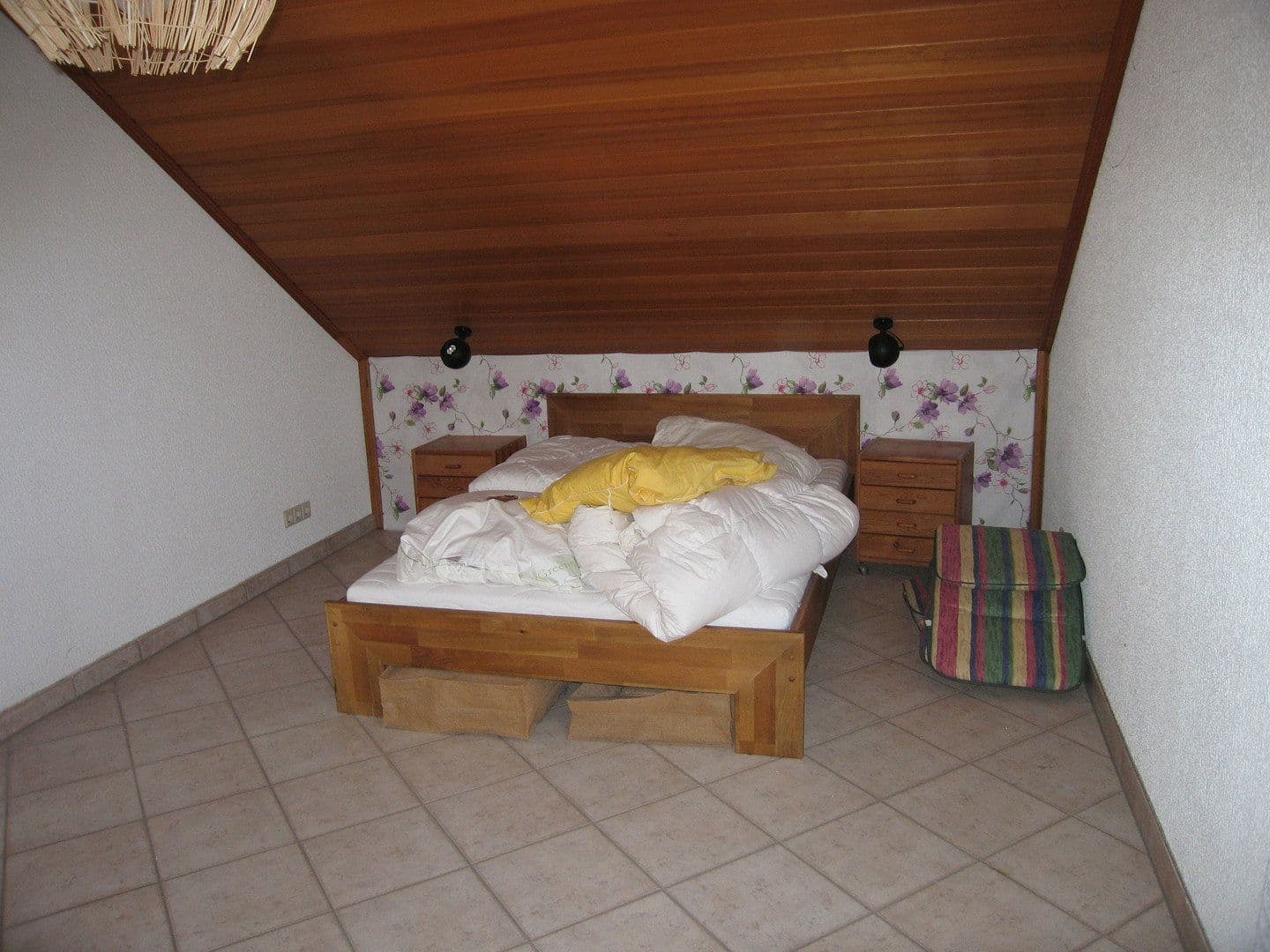 Pronájem bytu 3+1 88 m², Bickenbach, Hessen Pronájem bytu 3+1 88 m², Bickenbach, Hessen