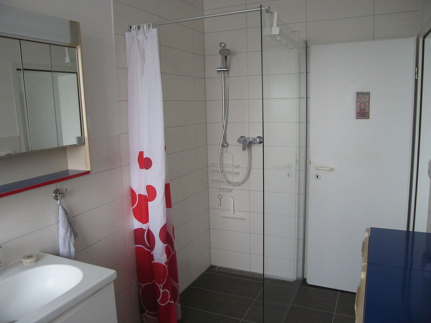 Pronájem bytu 3+1 88 m², Bickenbach, Hessen Pronájem bytu 3+1 88 m², Bickenbach, Hessen