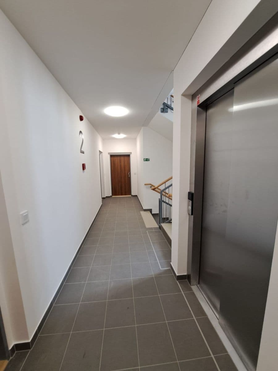 Pronájem bytu 2+kk 45 m², Arnošta Staňka, Praha, Praha Pronájem bytu 2+kk 45 m², Arnošta Staňka, Praha, Praha