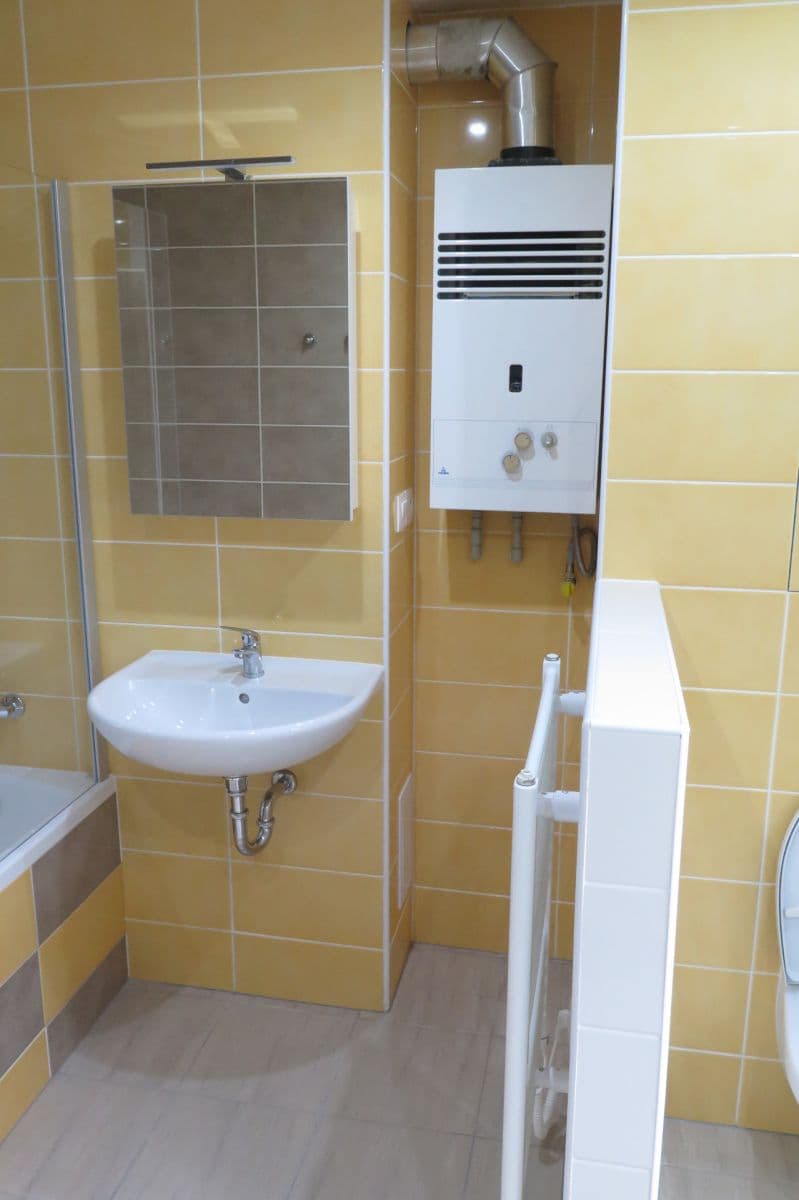 Pronájem bytu 3+1 76 m², Kochova, Chomutov, Ústecký kraj Pronájem bytu 3+1 76 m², Kochova, Chomutov, Ústecký kraj