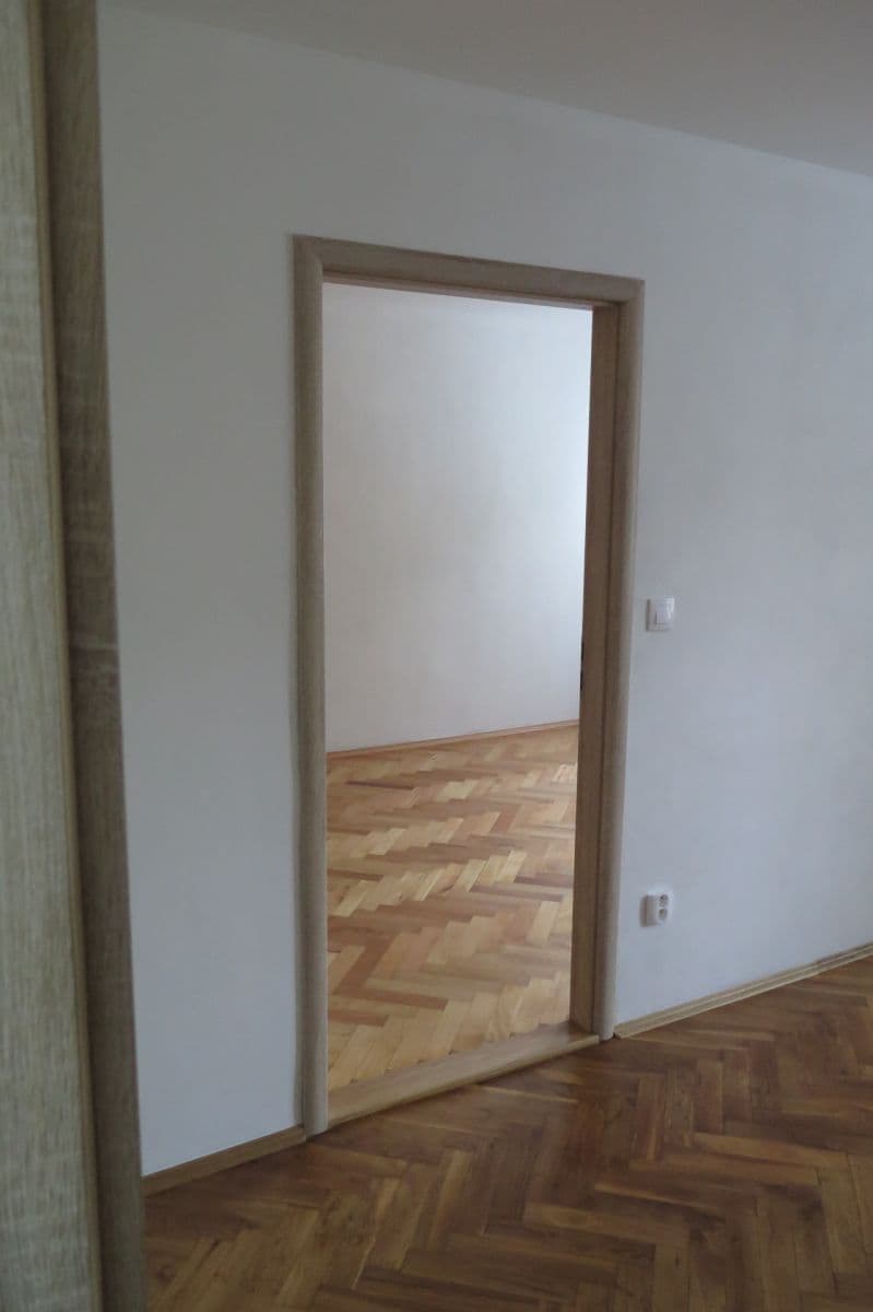 Pronájem bytu 3+1 76 m², Kochova, Chomutov, Ústecký kraj Pronájem bytu 3+1 76 m², Kochova, Chomutov, Ústecký kraj