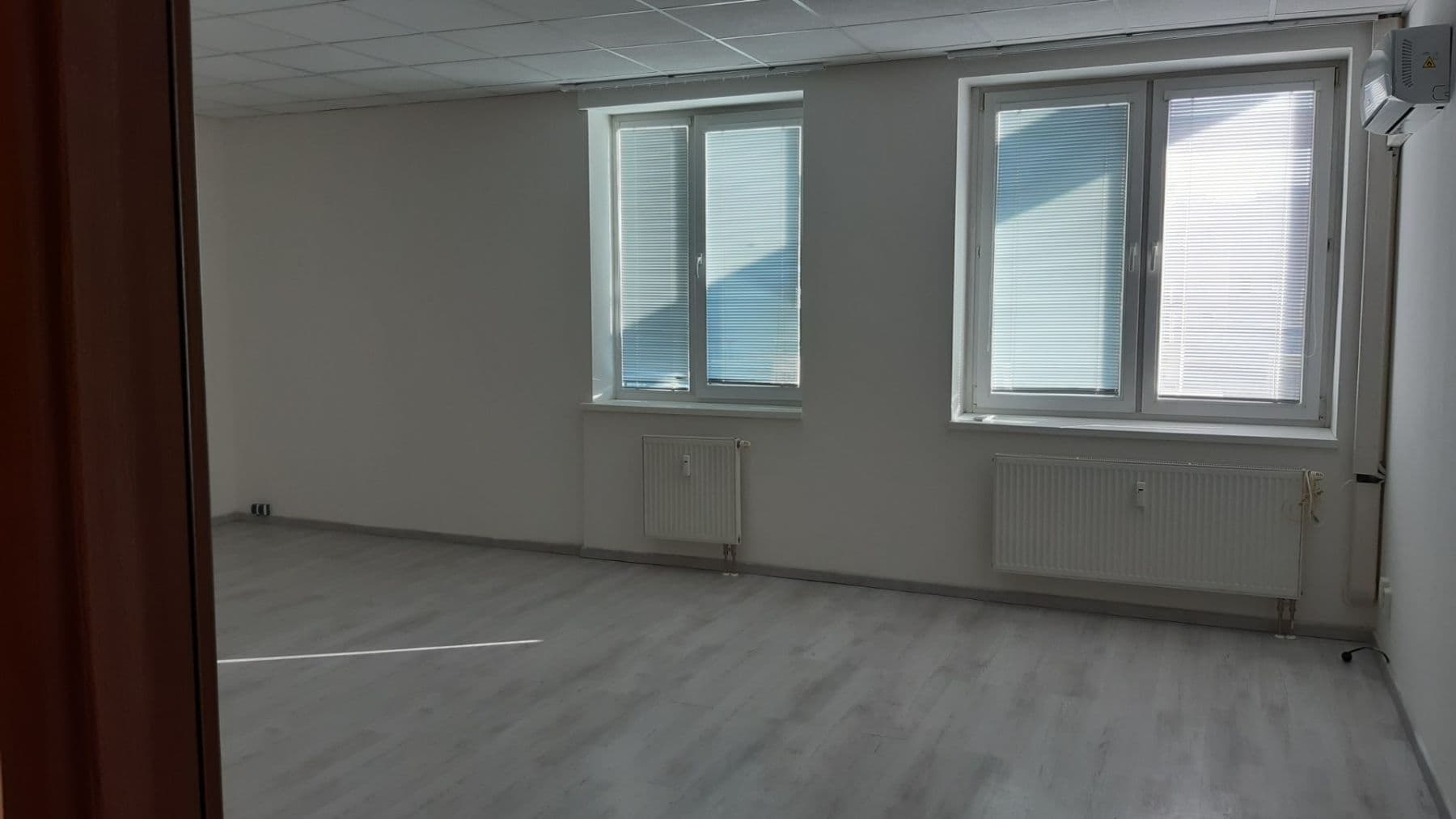 Pronájem kanceláře 34 m², Ružová dolina, Ružinov, Bratislavský kraj Pronájem kanceláře 34 m², Ružová dolina, Ružinov, Bratislavský kraj