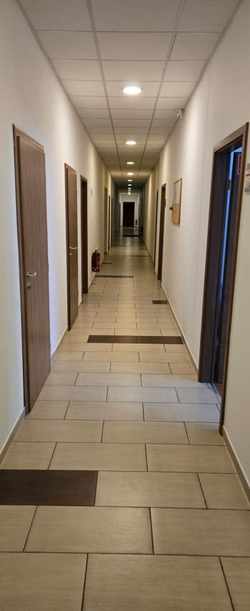 Pronájem kanceláře 34 m², Ružová dolina, Ružinov, Bratislavský kraj Pronájem kanceláře 34 m², Ružová dolina, Ružinov, Bratislavský kraj