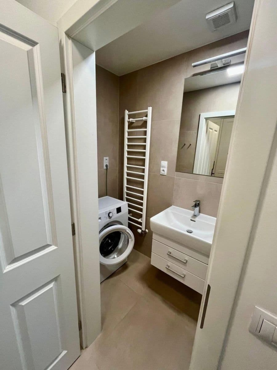 Pronájem bytu 3+kk 69 m², Máchova, Praha, Praha Pronájem bytu 3+kk 69 m², Máchova, Praha, Praha