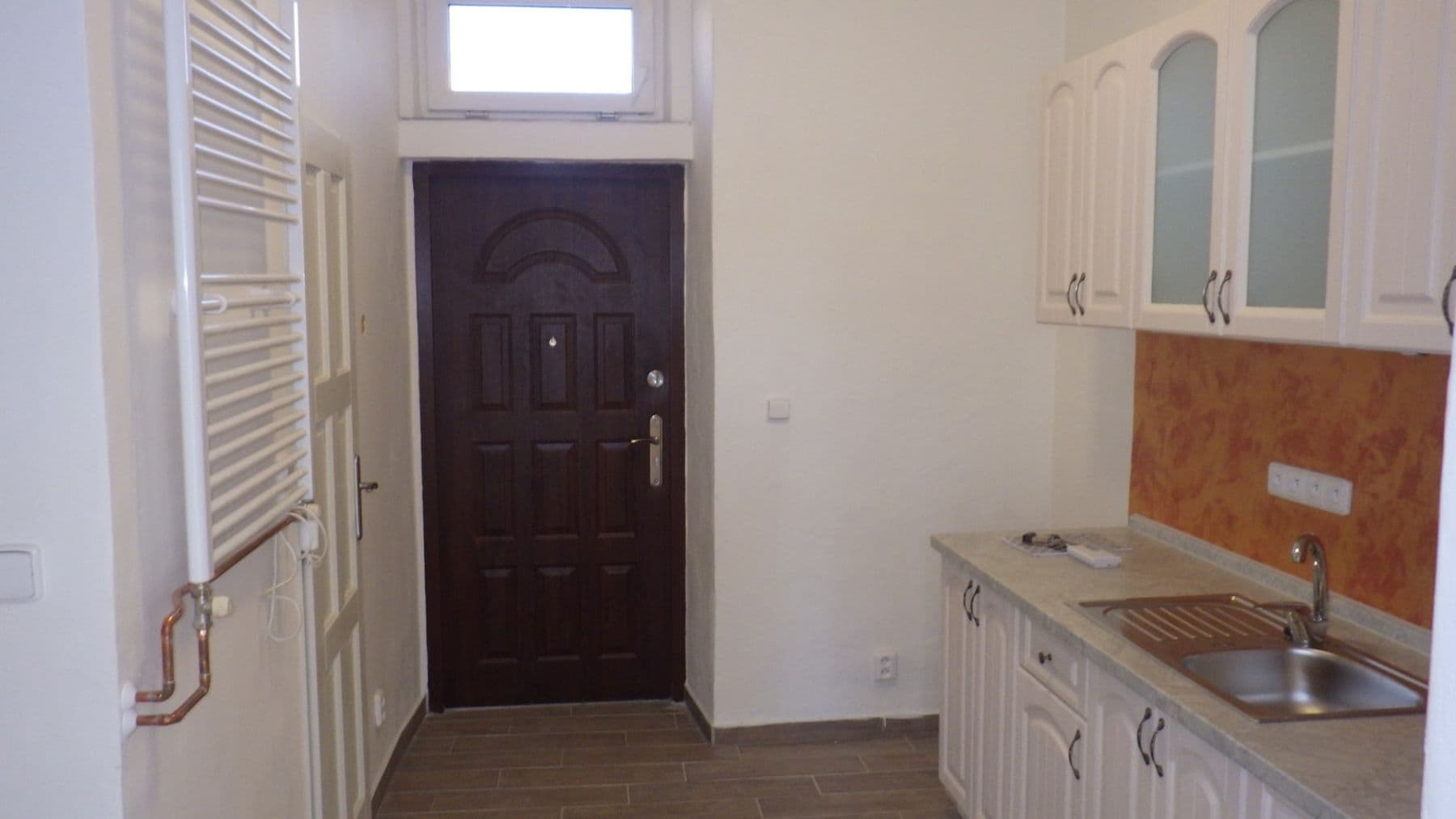 Pronájem bytu 2+1 37 m², Cyrilská, Brno, Jihomoravský kraj Pronájem bytu 2+1 37 m², Cyrilská, Brno, Jihomoravský kraj