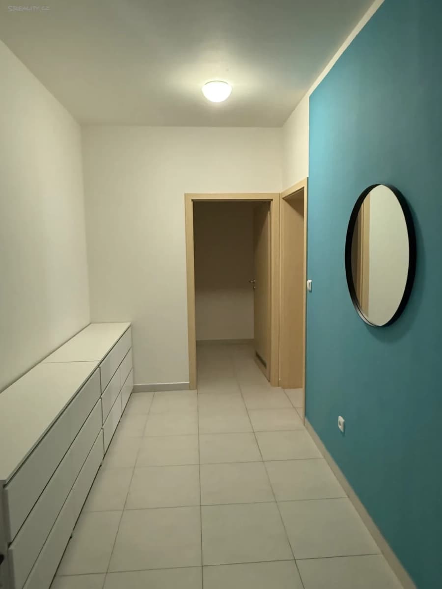 Pronájem bytu 2+1 68 m², Nákupní, Jesenice, Středočeský kraj Pronájem bytu 2+1 68 m², Nákupní, Jesenice, Středočeský kraj