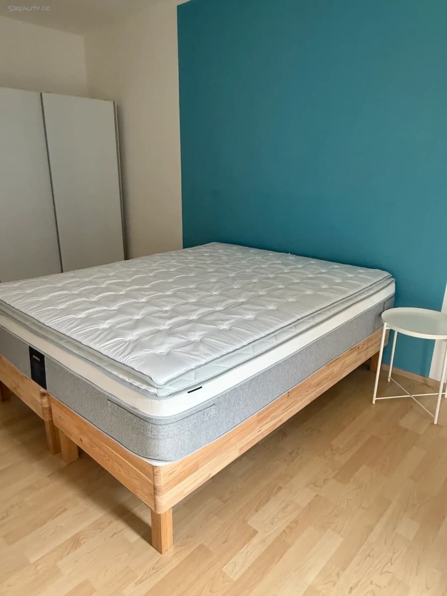 Pronájem bytu 2+1 68 m², Nákupní, Jesenice, Středočeský kraj Pronájem bytu 2+1 68 m², Nákupní, Jesenice, Středočeský kraj