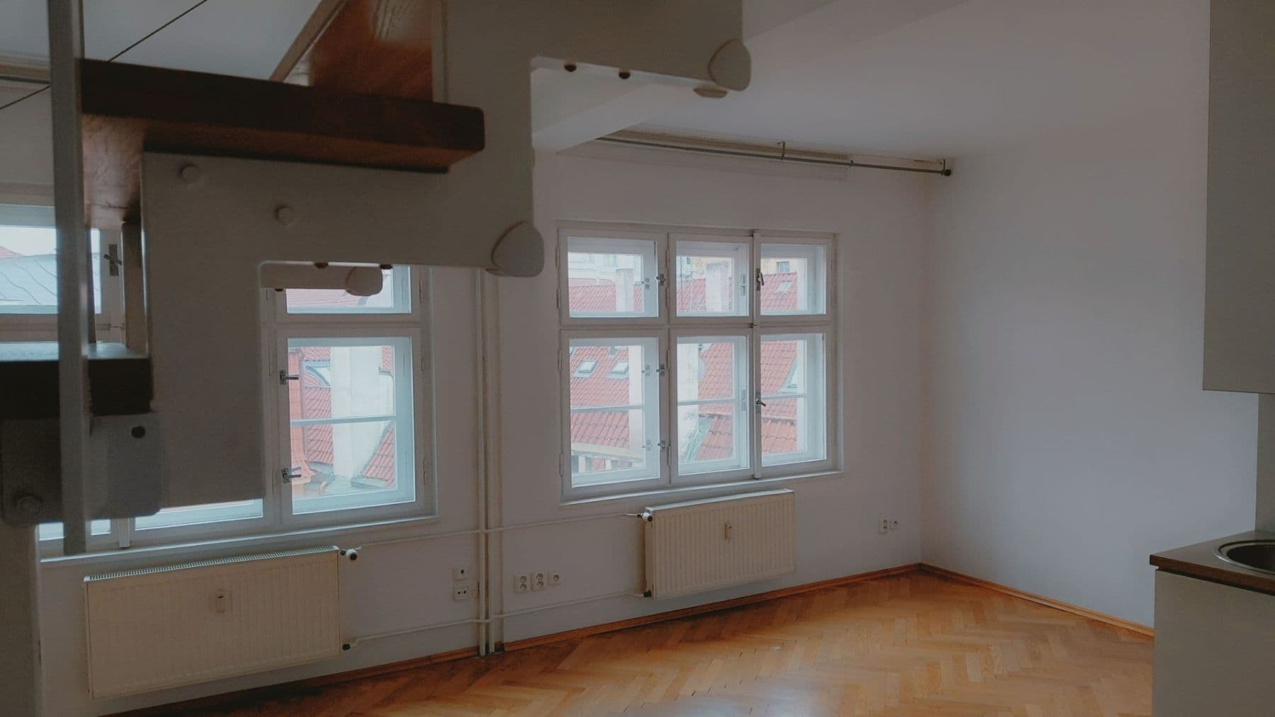 Pronájem bytu 2+1 69 m², Staroměstské náměstí, Praha, Praha Pronájem bytu 2+1 69 m², Staroměstské náměstí, Praha, Praha