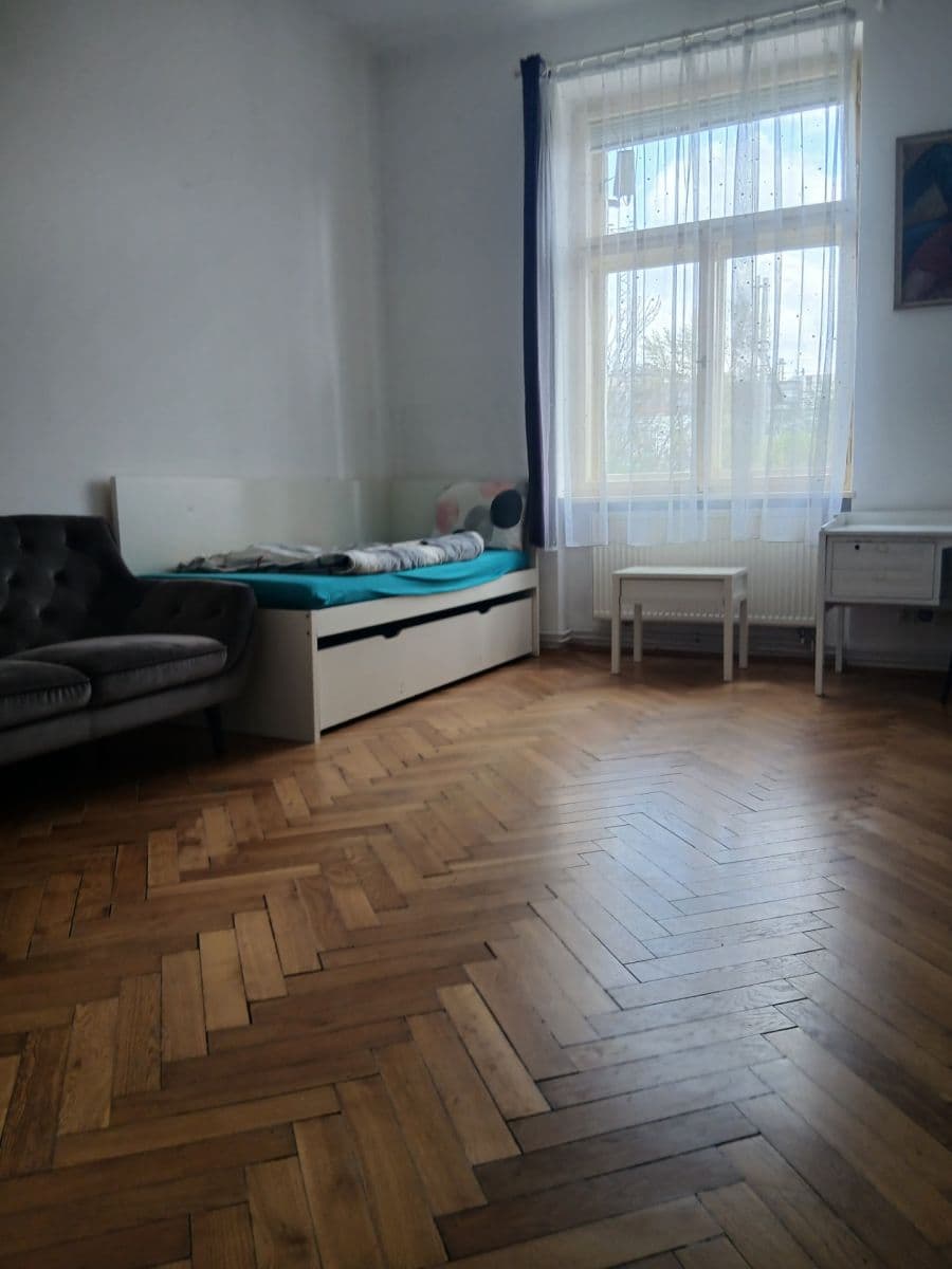 Pronájem bytu 3+1 93 m², Ctiradova, Praha, Praha Pronájem bytu 3+1 93 m², Ctiradova, Praha, Praha