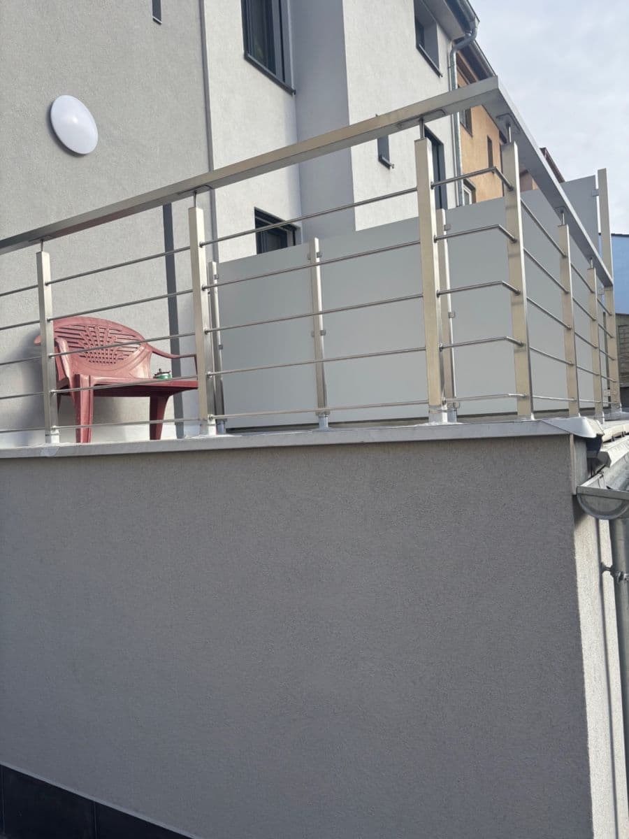 Pronájem bytu 2+kk 43 m², Mikšíčkova, Brno, Jihomoravský kraj Pronájem bytu 2+kk 43 m², Mikšíčkova, Brno, Jihomoravský kraj