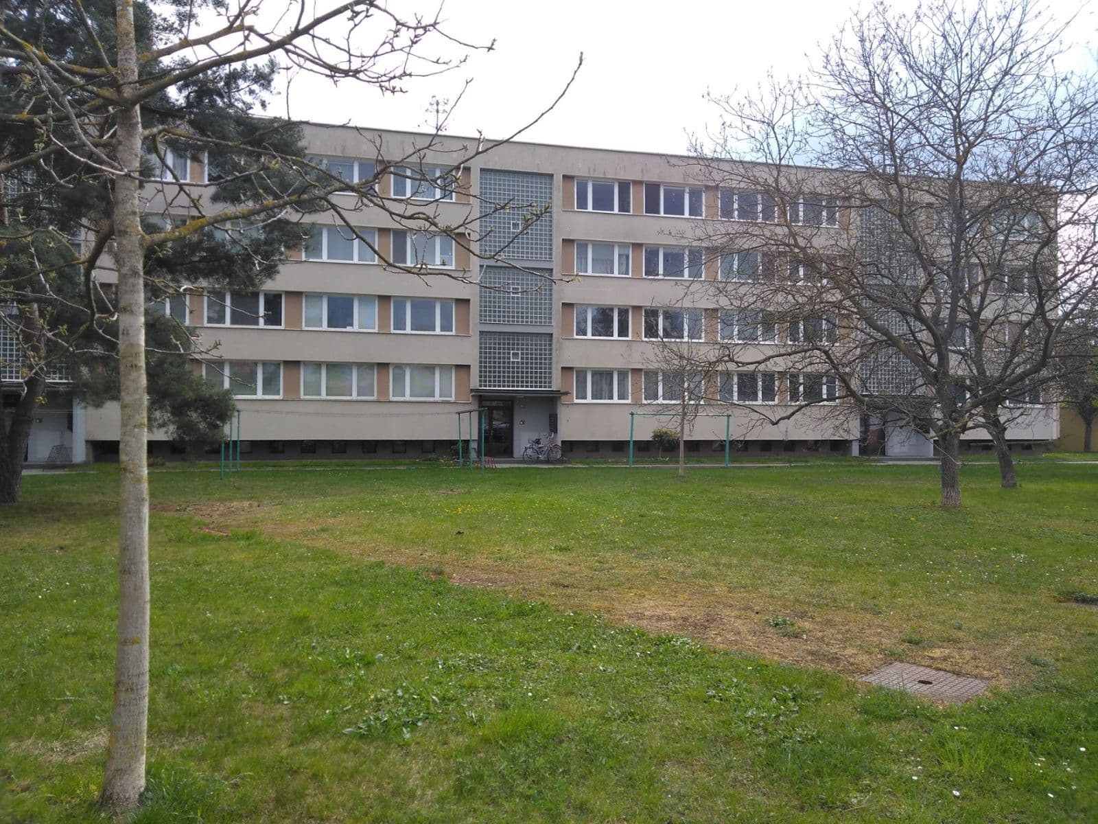 Prodej bytu 1+1 37 m², Čihákova, Poděbrady, Středočeský kraj Prodej bytu 1+1 37 m², Čihákova, Poděbrady, Středočeský kraj